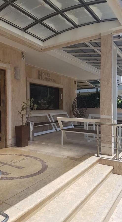 Hotel Honorata Paralia Katerinis Bagian luar foto